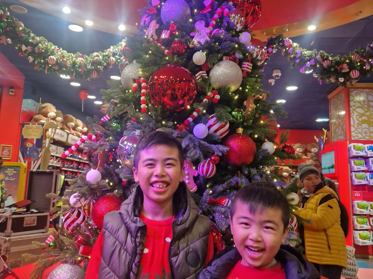 Hamleys Christmas Display